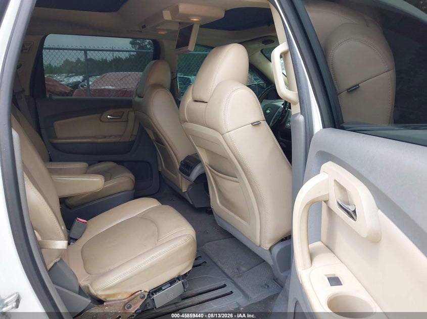 2010 CHEVROLET TRAVERSE auction photo 8