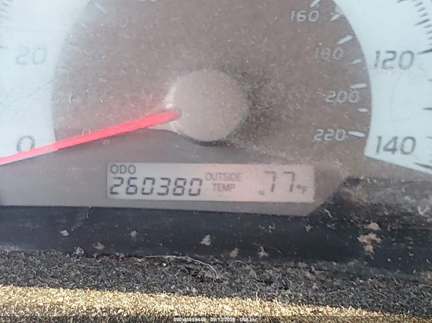2011 TOYOTA CAMRY auction photo 7