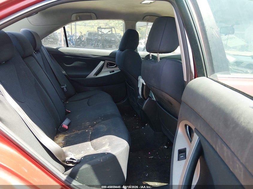 2011 TOYOTA CAMRY auction photo 8