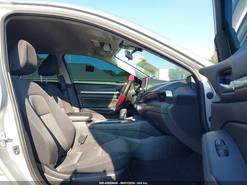 2022 NISSAN ALTIMA auction photo 5