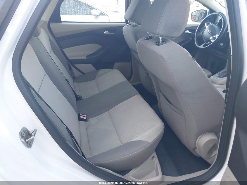 2013 FORD FOCUS auction photo 8
