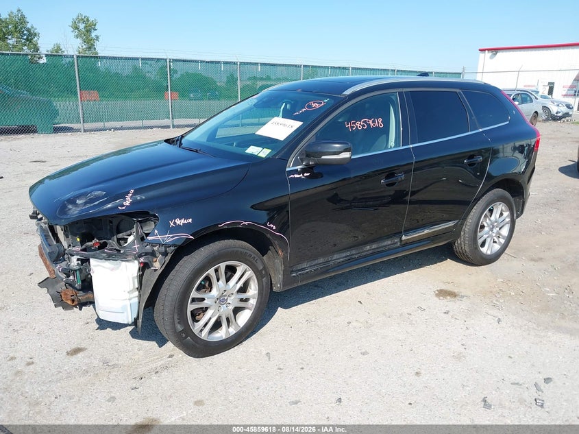 2015 VOLVO XC60 auction photo 2