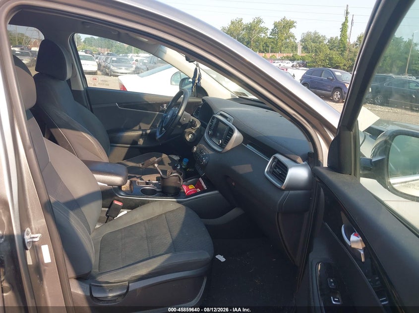 2017 KIA SORENTO auction photo 5