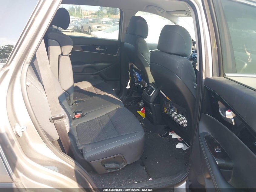 2017 KIA SORENTO auction photo 8