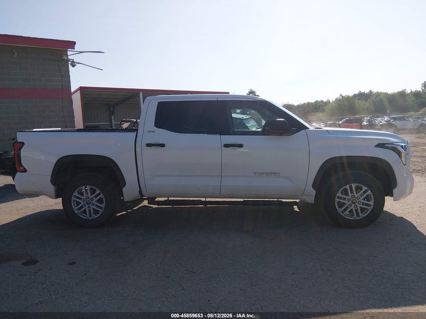 TOYOTA TUNDRA - zdjęcie 14