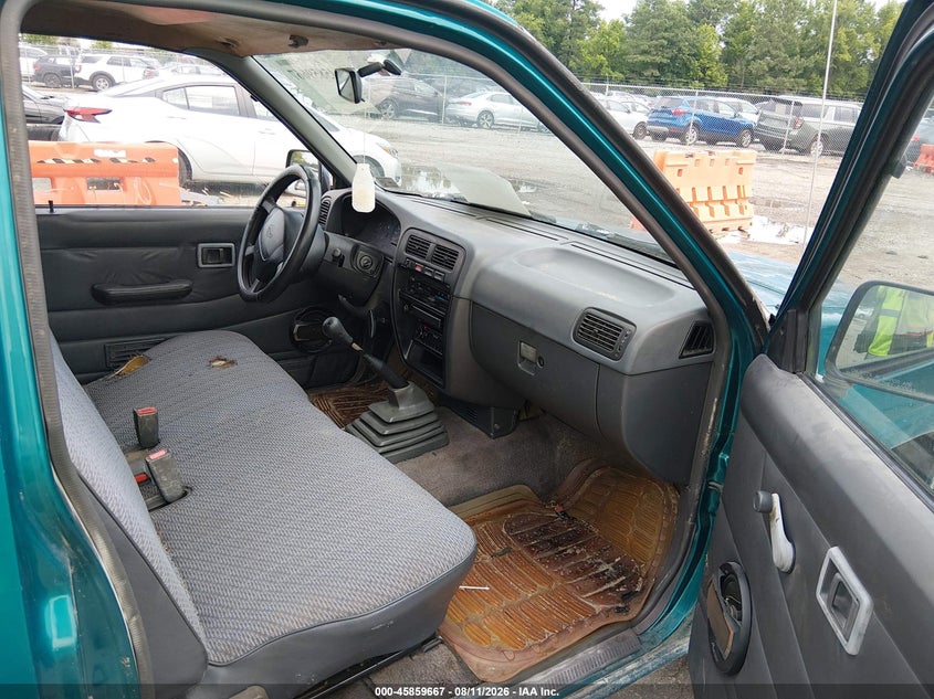 1997 NISSAN 4X2 TRUCK auction photo 5