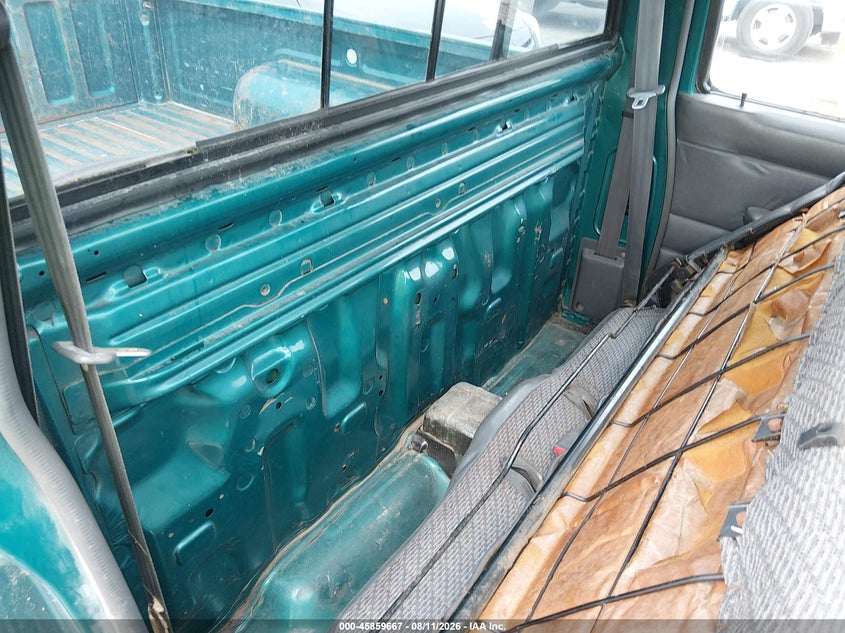 1997 NISSAN 4X2 TRUCK auction photo 8