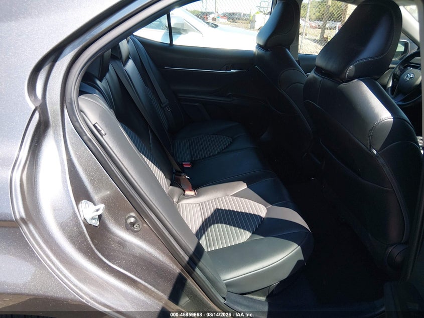 2021 TOYOTA CAMRY auction photo 8