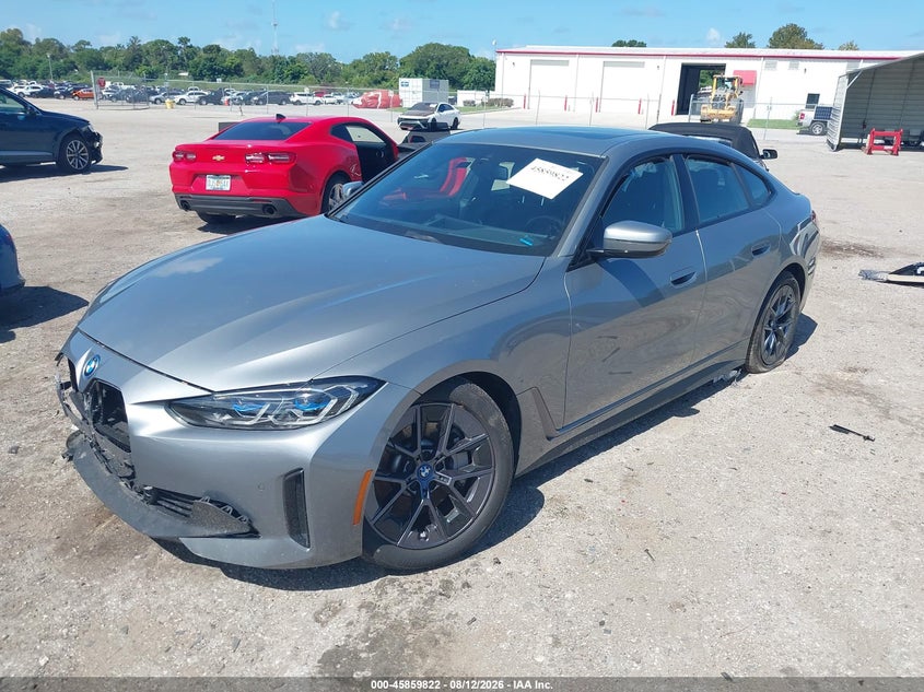 2023 BMW I4 auction photo 2