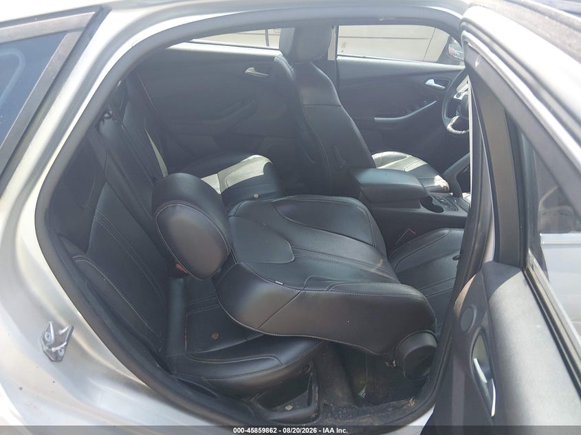 2014 FORD FOCUS auction photo 8
