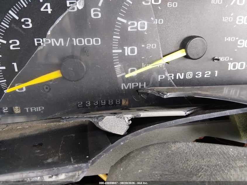 1999 GMC YUKON auction photo 7