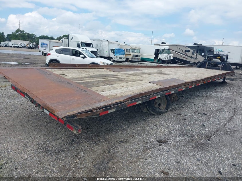 2022 EAST TEXAS 40' FLATBED GOOSENECK auction photo 4