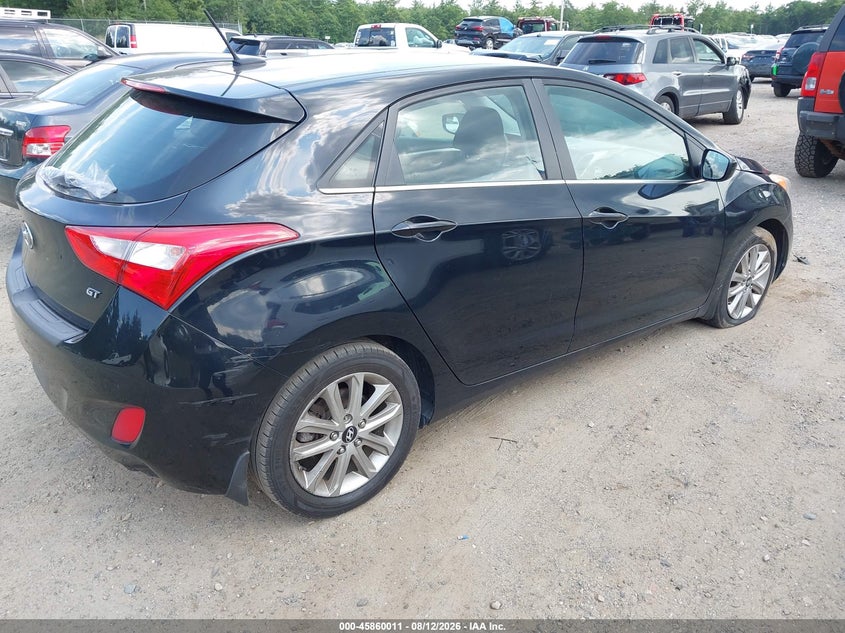 2016 HYUNDAI ELANTRA GT auction photo 4