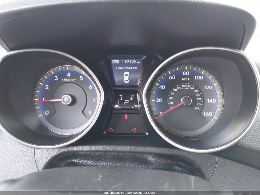 2016 HYUNDAI ELANTRA GT auction photo 7