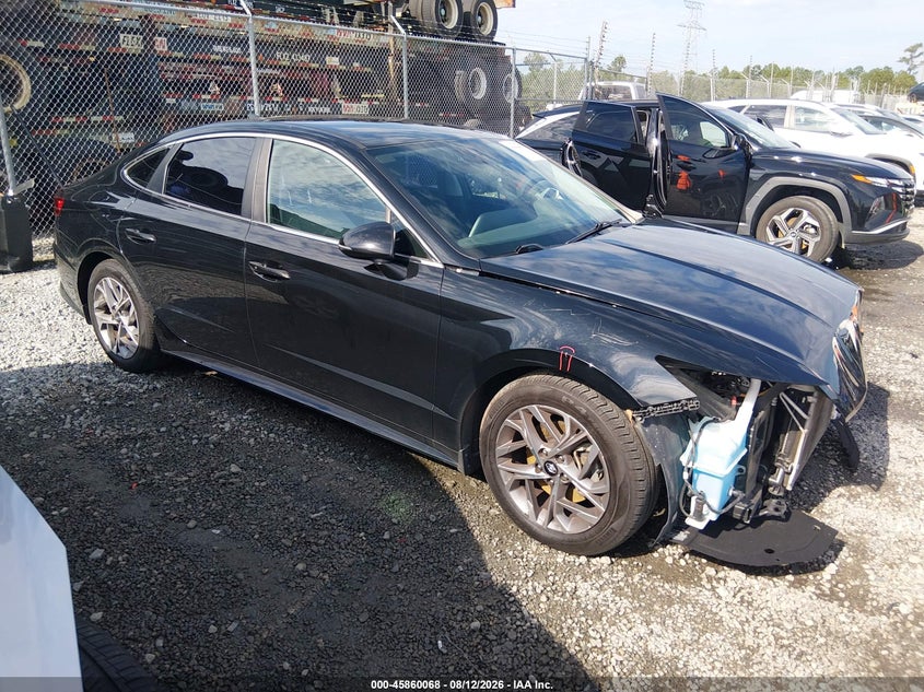 2021 HYUNDAI SONATA auction photo 1