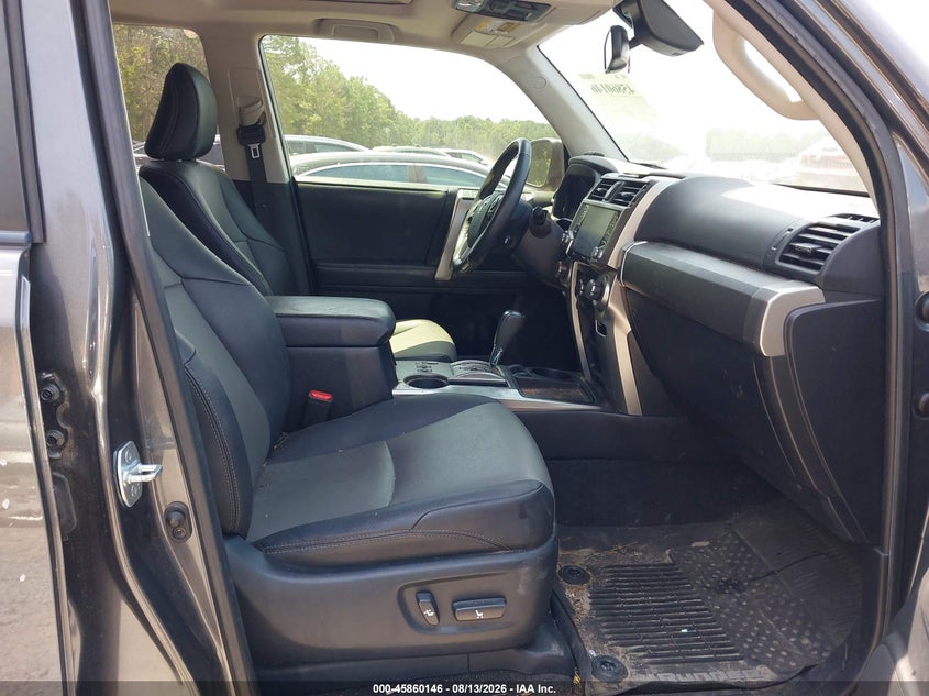 2020 TOYOTA 4RUNNER auction photo 5