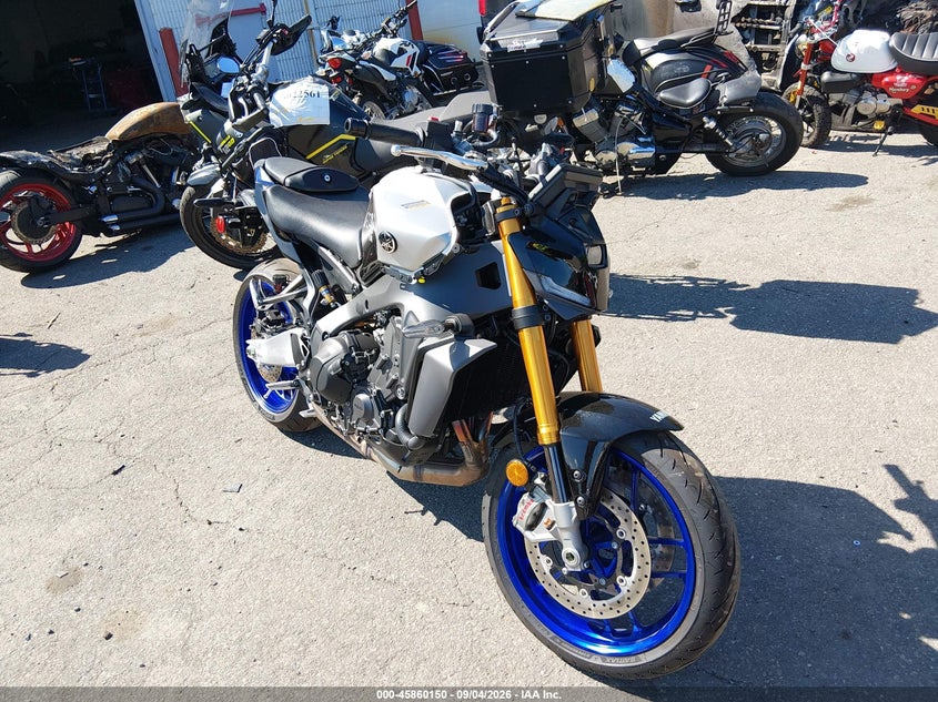 2025 Yamaha Mt09