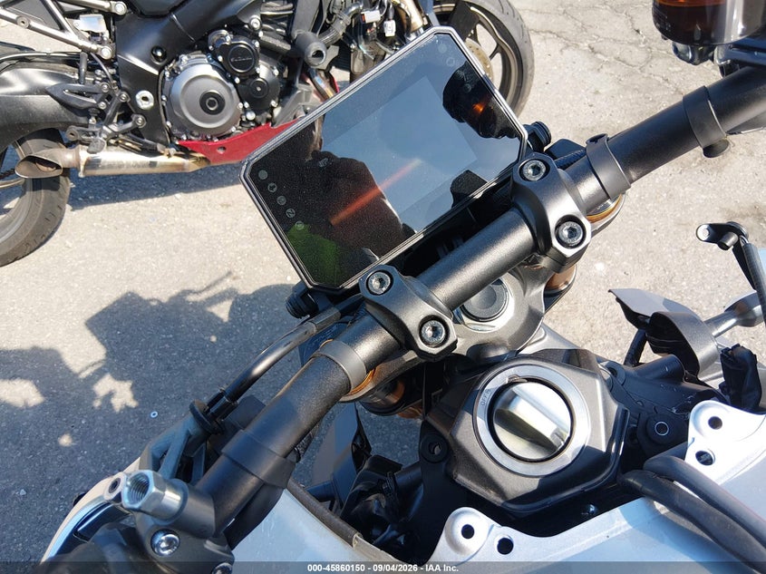 2025 YAMAHA MT09 auction photo 7