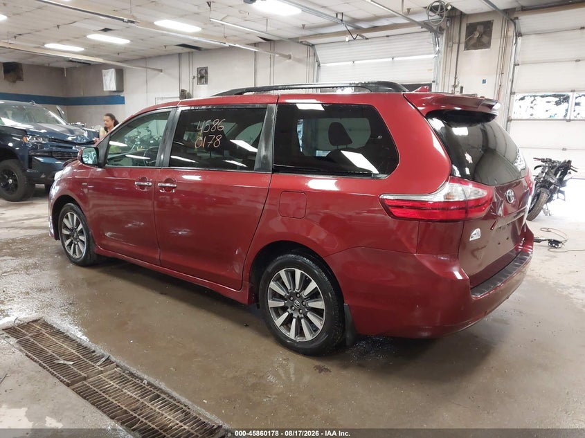 TOYOTA SIENNA 2018 VIN 5TDDZ3DC1JS209503