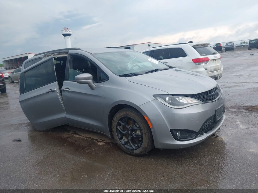 CHRYSLER PACIFICA 2019 VIN 2C4RC1EG7KR666517