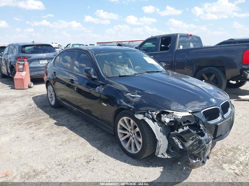 2011 BMW 328I — zdjęcie z aukcji