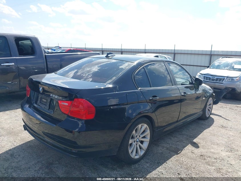 2011 BMW 328I — zdjęcie 4