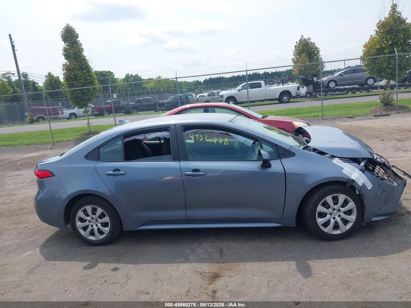 TOYOTA COROLLA - zdjęcie 13