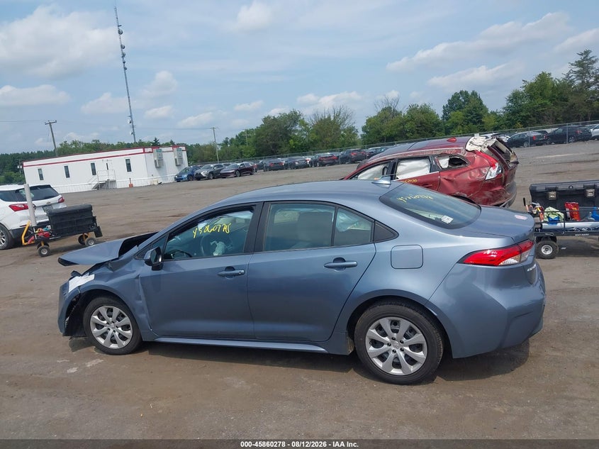 TOYOTA COROLLA - zdjęcie 14