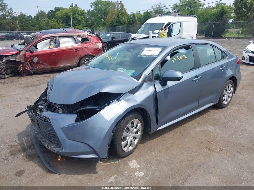 TOYOTA COROLLA - zdjęcie 2