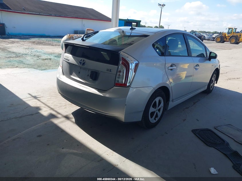 2013 TOYOTA PRIUS auction photo 4