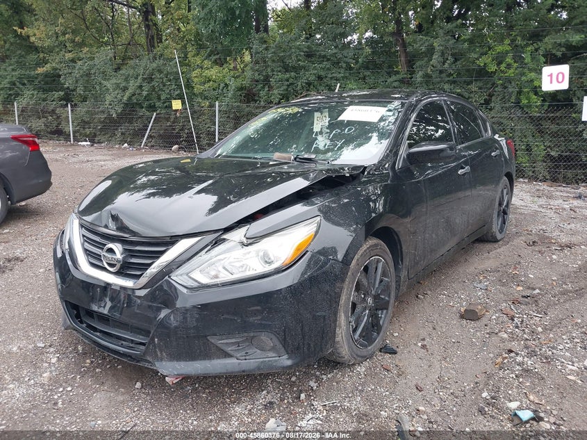 2017 Nissan Altima 2.5 Sv, Front End, IAAI, VIN 1N4AL3AP3HC224615 — photo 2