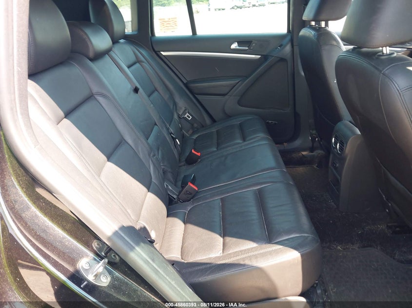 2014 VOLKSWAGEN TIGUAN auction photo 8