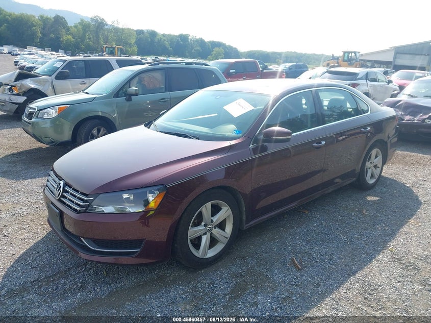 2013 Volkswagen Passat, Удар ззаду, IAAI, VIN 1VWBN7A37DC133271 — фото 2