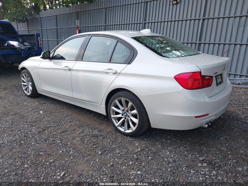 2013 BMW 328I auction photo 3