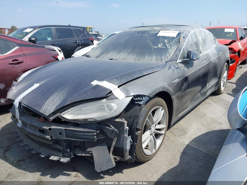 2014 Tesla Model S, Удар спереди, IAAI, VIN 5YJSA1S12EFP32933 — фото 2