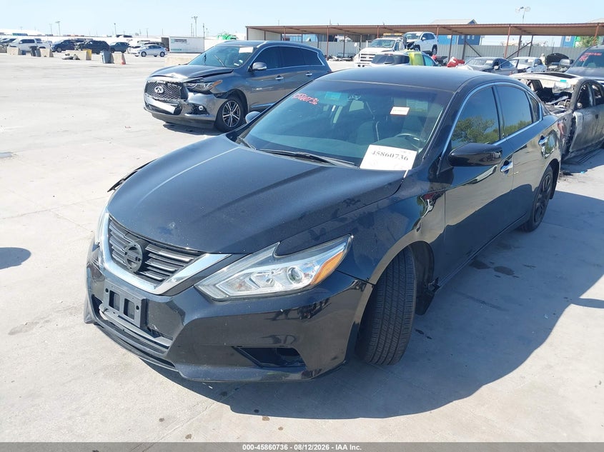 2018 NISSAN ALTIMA auction photo 2