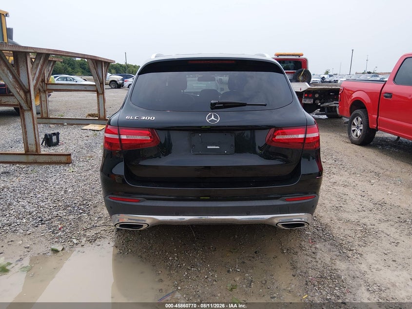 MERCEDES-BENZ GLC 300 - zdjęcie 16