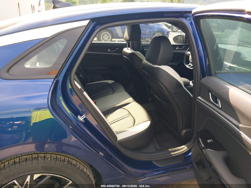 2026 KIA K5 auction photo 8