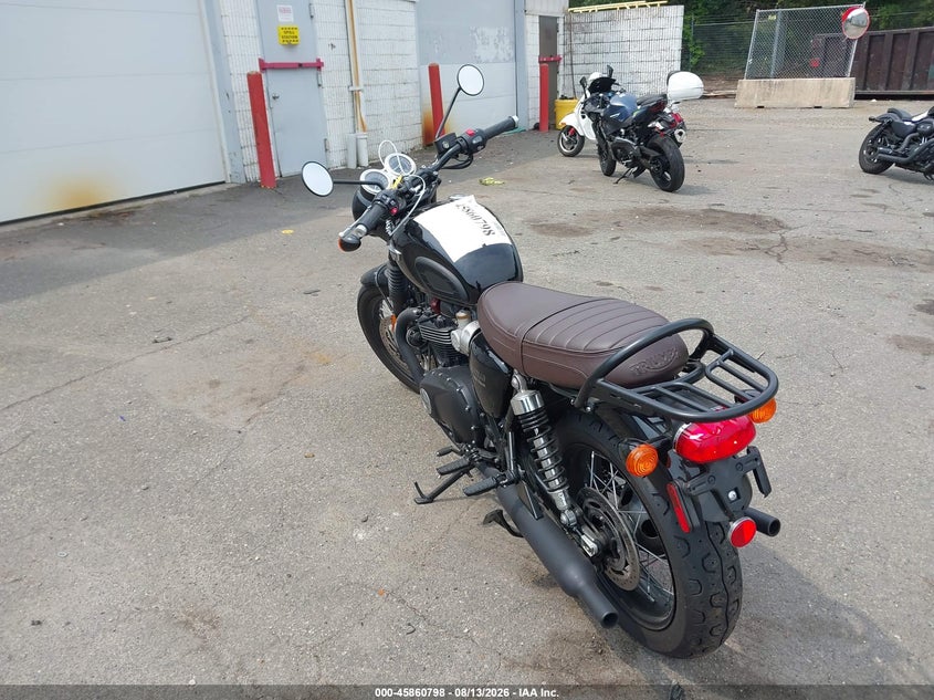 2017 TRIUMPH BONNEVILLE