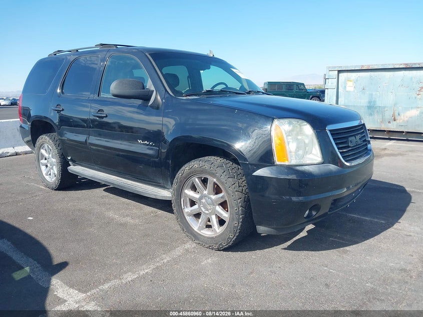 2007 GMC YUKON auction photo 1