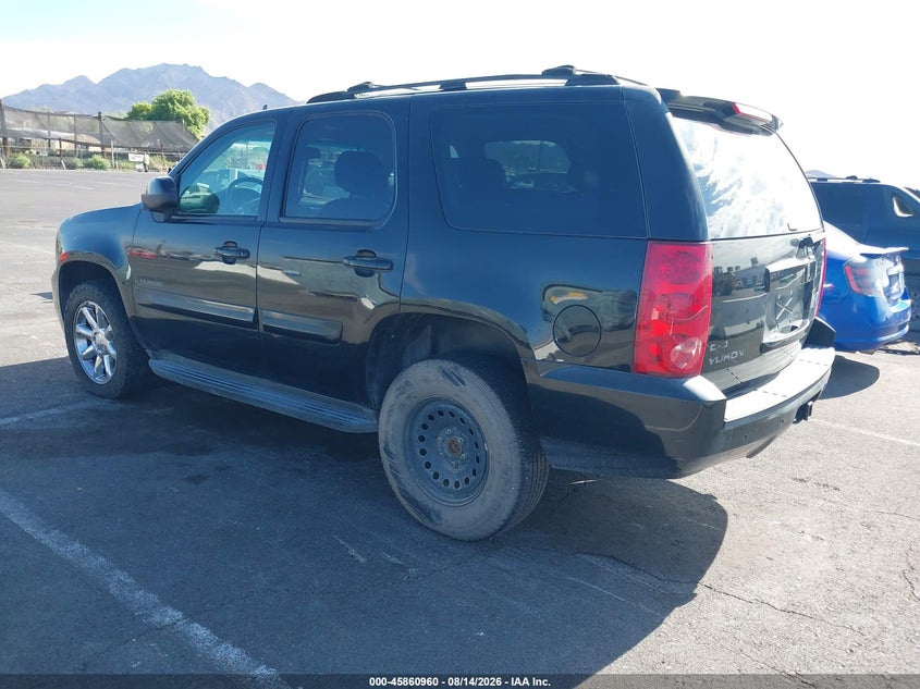 2007 GMC YUKON auction photo 3