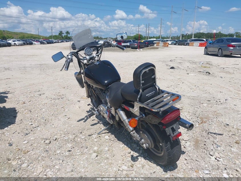 1997 HONDA VT1100 auction photo 3