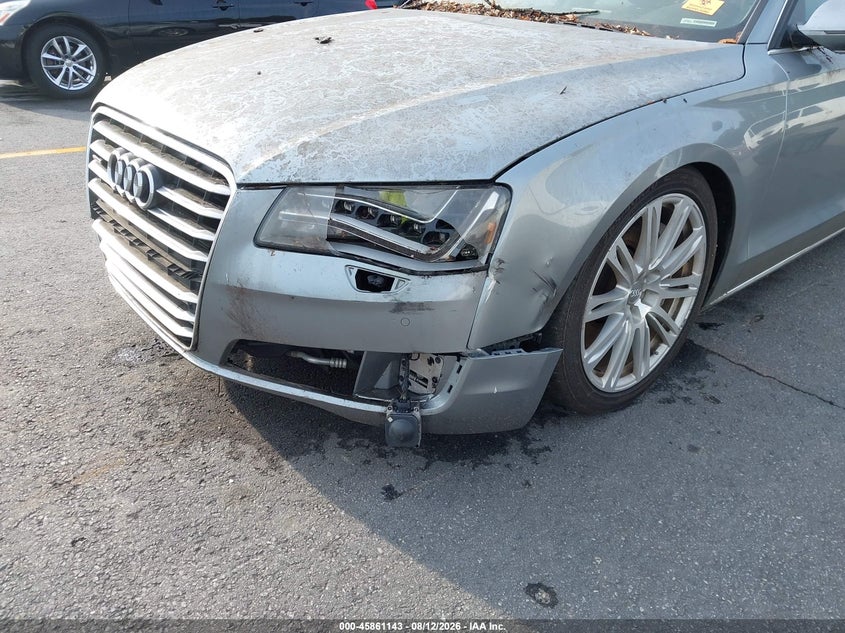2012 AUDI A8 L auction photo 6