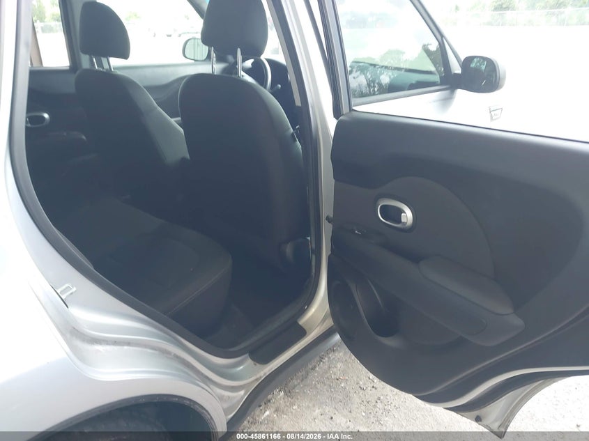 2018 KIA SOUL auction photo 8