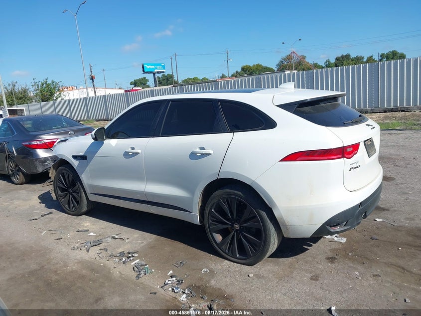 JAGUAR F-PACE - zdjęcie 15