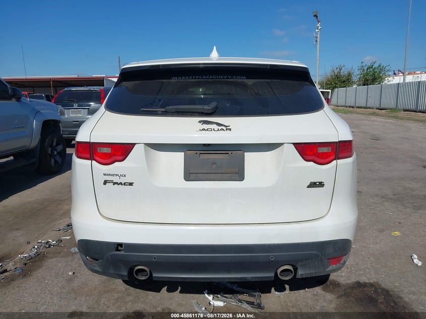 JAGUAR F-PACE - zdjęcie 17