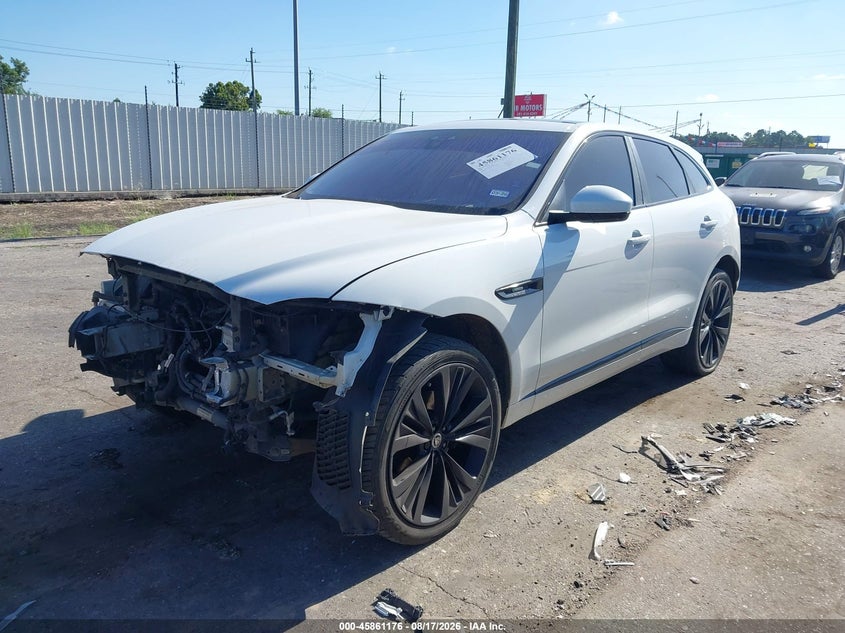 JAGUAR F-PACE - zdjęcie 2