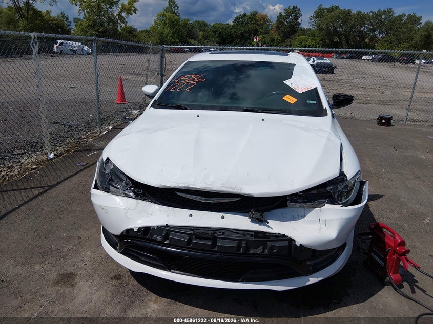 2015 CHRYSLER 200 auction photo 6