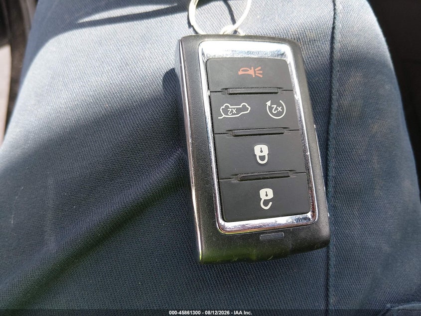 JEEP GRAND CHEROKEE - zdjęcie 11