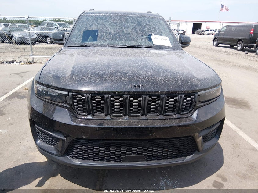 JEEP GRAND CHEROKEE - zdjęcie 12